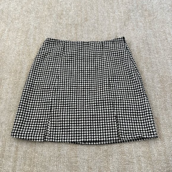 Zara Dresses & Skirts - Zara Checkered Mini Skirt XS Black White